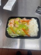 Best 虾仁炒面 Shrimp Chow Mein in Portland, CT